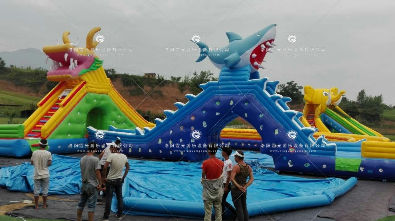 北海龙鲨嬉水水上乐园